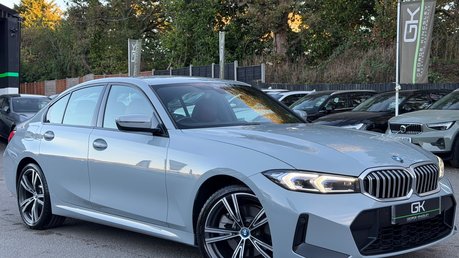 BMW 3 Series 330E M SPORT PHEV -TACORA RED LEATHER -COMF/VIS PACKS -HARMAN KARDON -VATQ 