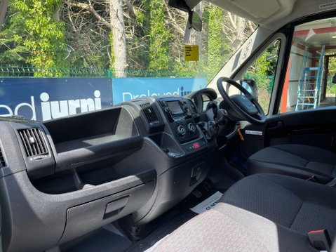 Peugeot Boxer L3H2 17-Seat Lightweight Non-D1 minibus with A/C, Cruise, Nav, Sensors, Tel 28