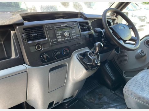 Ford Transit 2.4 TD 350 Panel Van 3dr Diesel Manual RWD L2 H3 (123 bhp) 31