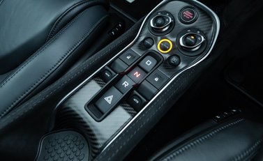 McLaren 570 GT MSO Black Collection 26