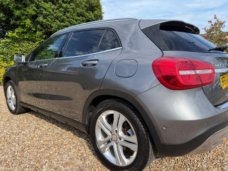 Mercedes-Benz GLA 2.1 GLA200d Sport (Premium) 7G-DCT Euro 6 (s/s) 5dr 10