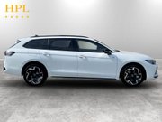 Volkswagen Passat 1.5 TSI eHybrid 19.7kWh R-Line Estate 5dr Petrol Plug-in Hybrid DSG Euro 6 8