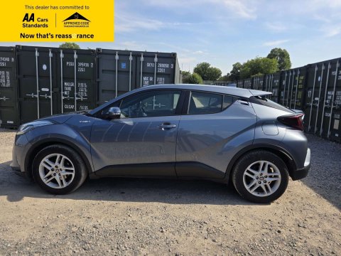 2022 Toyota C-HR thumbnail 5
