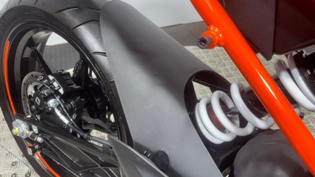 KTM RC 390 2024 1K VERY CLEAN A2 READY SPORTS BIKE 390CC 53