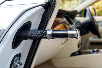 Rolls-Royce Wraith V12 25