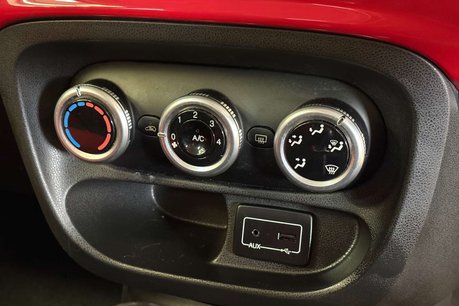 Fiat 500L 1.4 Pop Star MPV 5dr Petrol Manual Euro 6 (95 bhp) 43