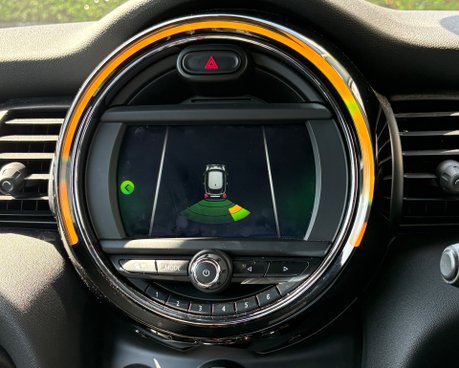 Mini Hatch Cooper 1.5 Sport Comfort / Navigation 3 door - SAT NAV - JCW STYLING 15