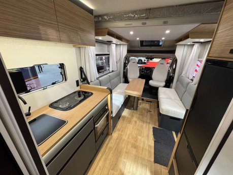 Pilote P690D Evidence 2026 MODEL - X2 DUE IN 9