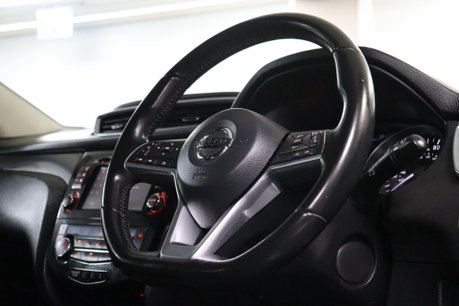 Nissan Qashqai N-CONNECTA DIG-T 12