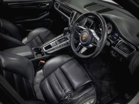 Porsche Macan 3.0 Macan S D Semi-Auto 4WD 5dr 13