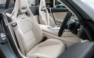 Mercedes-Benz Amg GT GT C Roadster 14