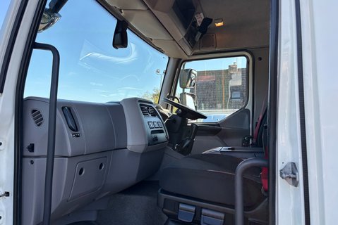 DAF LF 280 18T 22ft Scaffold Lorry - New Body - Air Susp 12