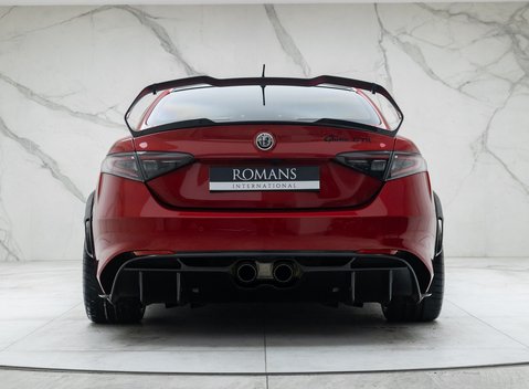 Alfa Romeo Giulia GTAm 8