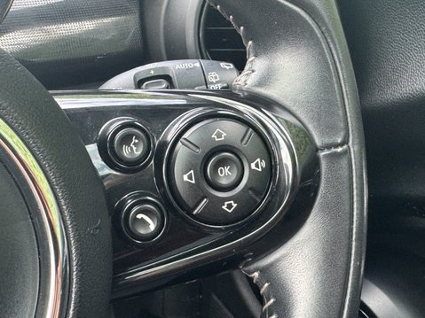 Mini Hatch Cooper SE 32.6kWh Level 3 Hatchback 3dr Electric Auto (184 ps) 14