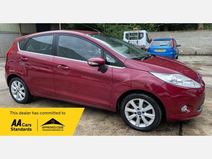 Ford Fiesta 1.4 Zetec Hatchback 5dr Petrol Manual (133 g/km, 94 bhp)