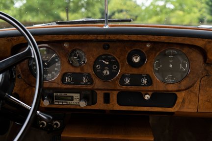 Rolls-Royce Silver Cloud III Standard Steel Saloon 25
