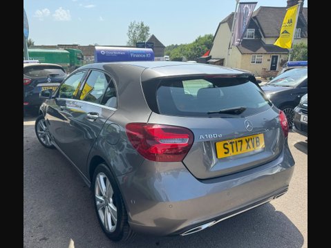Mercedes-Benz A Class 1.5 A180d Sport (Premium) 7G-DCT Euro 6 (s/s) 5dr 5
