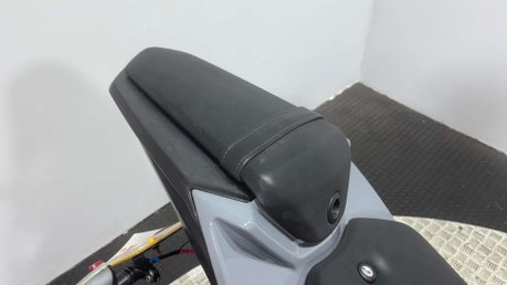 Yamaha MT-125 MT 125 2016 16K GPR EXHAUST NEW MOT SERVICED 125CC NAKED 10
