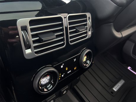 Land Rover Range Rover WESTMINSTER BLACK MHEV 77