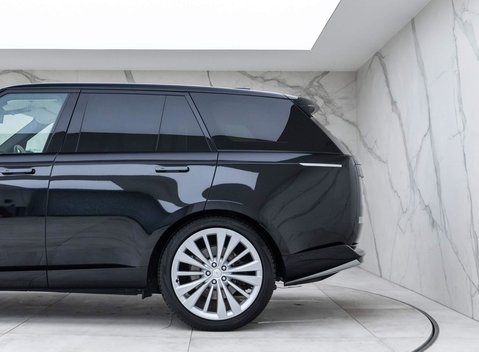 Land Rover Range Rover P530 First Edition 31