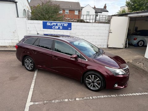 Toyota Avensis 2.0 D-4D Icon Business Edition Tourer Euro 5 5dr 6