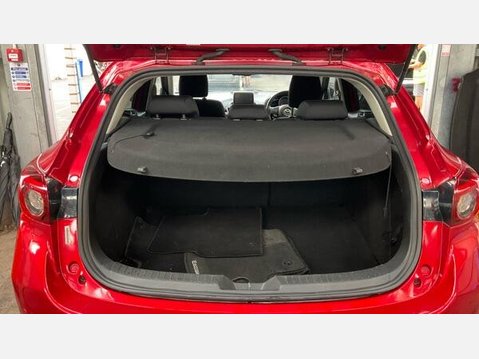 Mazda 3 2.0 SKYACTIV-G Sport Nav Euro 6 (s/s) 5dr 9