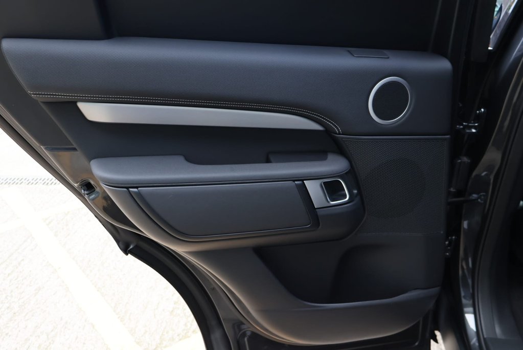 Land Rover Discovery BRAND NEW COMMERCIAL DYNAMIC HSE 22 inch wheels   23