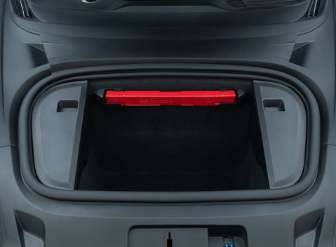 Porsche Taycan 4S Cross Turismo 38