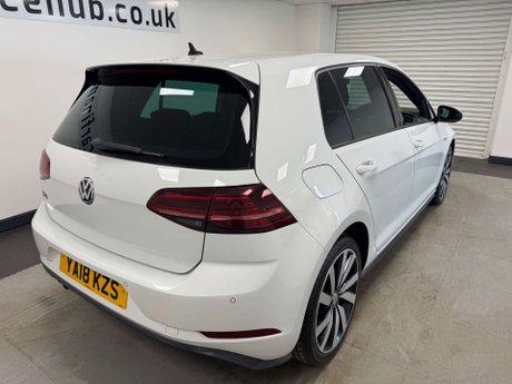 Volkswagen Golf 1.4 Golf GTE Advance Semi-Auto 5dr 31