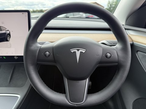 Tesla Model Y (Dual Motor) Long Range SUV 5dr Electric Auto 4WDE (384 bhp) 34