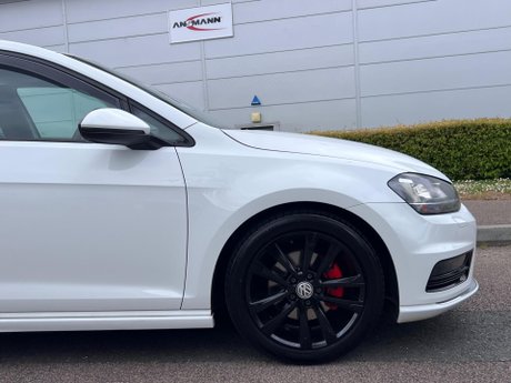 Volkswagen Golf 1.4 TSI BlueMotion Tech ACT R-Line Euro 6 (s/s) 3dr 55