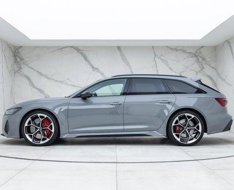 Audi RS6 Avant Performance Carbon Vorsprung 