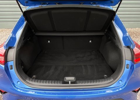 Kia Xceed 1.5 T-GDI CONNECT ISG 19