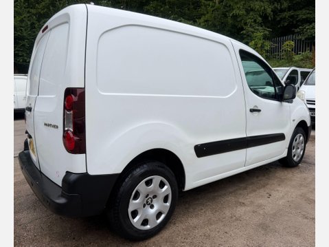 Peugeot Partner 1.6 BlueHDi 854 Professional Panel Van 5dr Diesel Manual L1 (112 g/km, 97.6 10