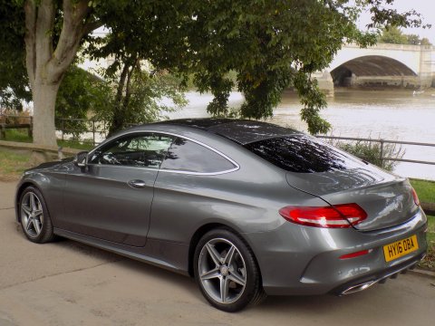 Mercedes-Benz C Class C 200 AMG LINE PREMIUM 2