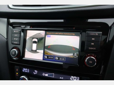 Nissan Qashqai 1.3 Qashqai Tekna DiG-T Semi-Auto 5dr 19