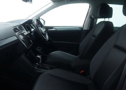 Volkswagen Tiguan 1.5 Tiguan Active TSi Semi-Auto 5dr 47