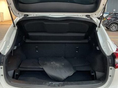 Nissan Qashqai 1.3 DIG-T N-Connecta Euro 6 (s/s) 5dr 13