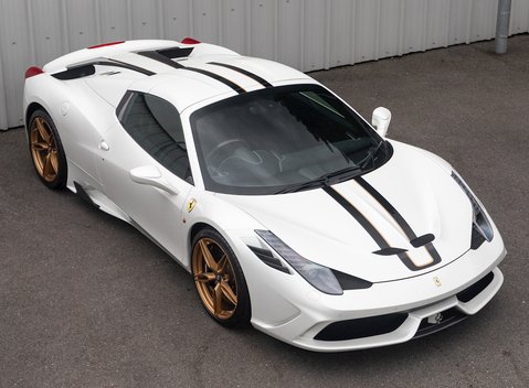 Ferrari 458 Speciale Aperta 9