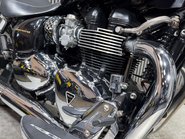 Triumph Bonneville 2013 ONLY 13K 1 OWNER LONG MOT MID-WEIGHT CRUISER BIKE 865CC 43