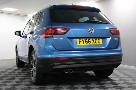 Volkswagen Tiguan SE NAV TDI BMT 4MOTION 28