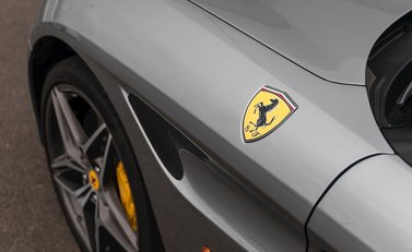 Ferrari California T 28