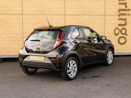 Toyota Aygo X VVT-I PURE