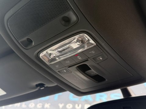 Audi Q3 2.0 TDI S line S Tronic quattro Euro 5 (s/s) 5dr 91