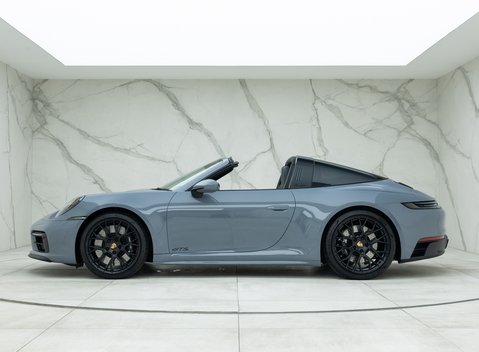 Porsche 911 Targa 4 GTS (992) 3