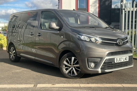 Toyota Proace Verso 2.0D Family Medium MPV 5dr Diesel Auto MWB Euro 6 (s/s) (8 Seat) (180 ps) 1