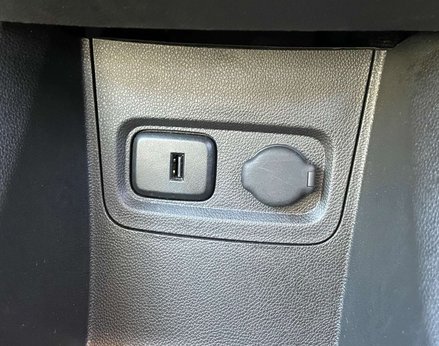 Vauxhall Viva 1.0 Viva SE 5dr 31