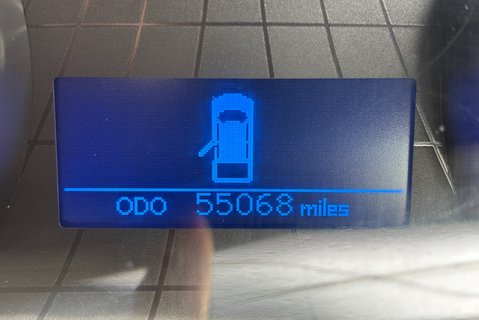 Toyota Hilux Active 4WD D-4D DCB Utility Service Body - Uprated to 3.5t 40