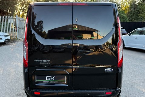 Ford Transit Custom 280 LIMITED ECOBLUE - NO VAT - 1 OWNER—FULL SERVICE HISTORY -APPLE CARPLAY  8
