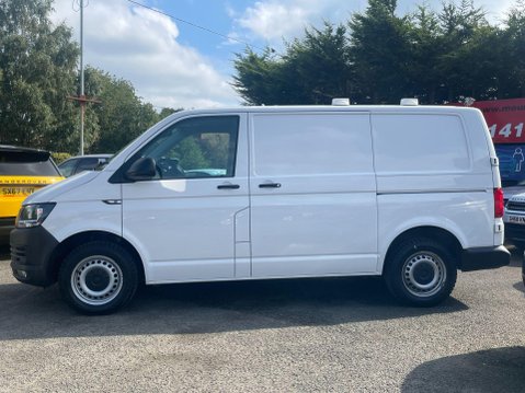 Volkswagen Transporter 2.0 TDI T32 Startline 4Motion SWB Euro 6 (s/s) 5dr 8